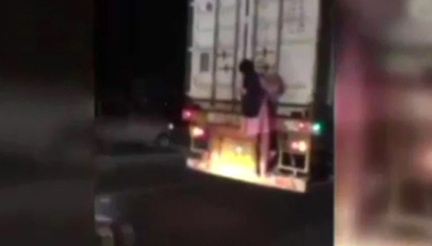 O kızın orada ne işi var