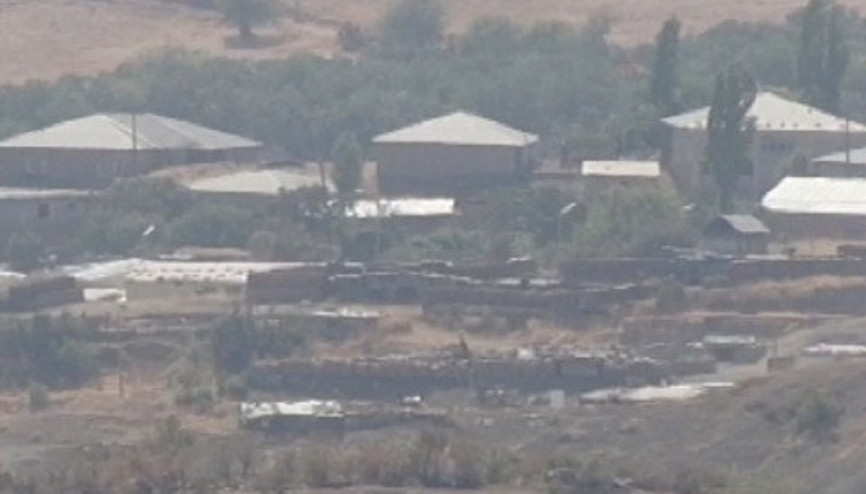 Derecikte PKKlı teröristler üs bölgesine saldırdı