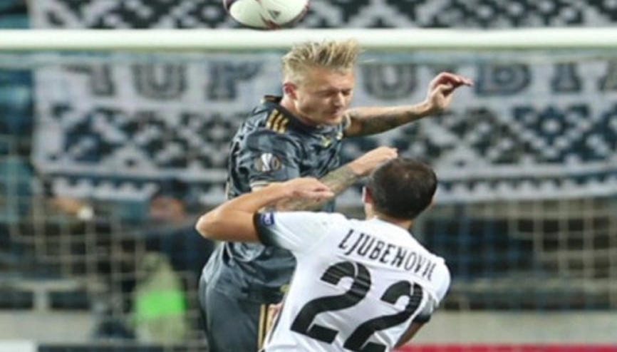 Kjaer Fenerbahçe’yi ipten aldı