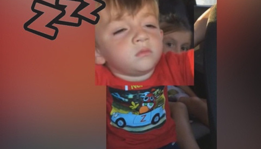 Ufaklığın uykuyla savaşı