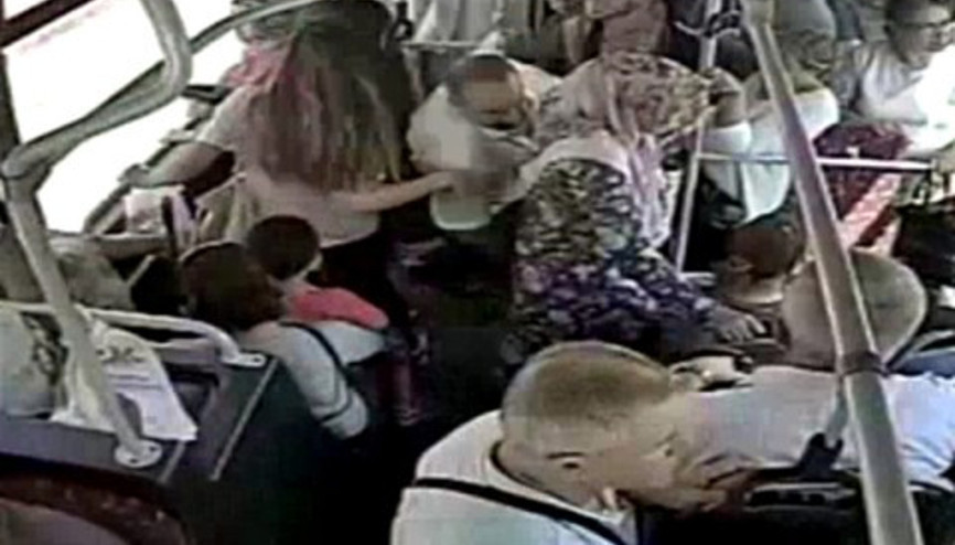 Şoför ve yolcular seferber oldu