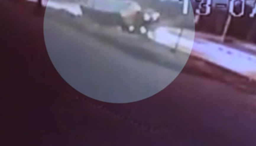 Saman yüklü TIR işte böyle devrildi