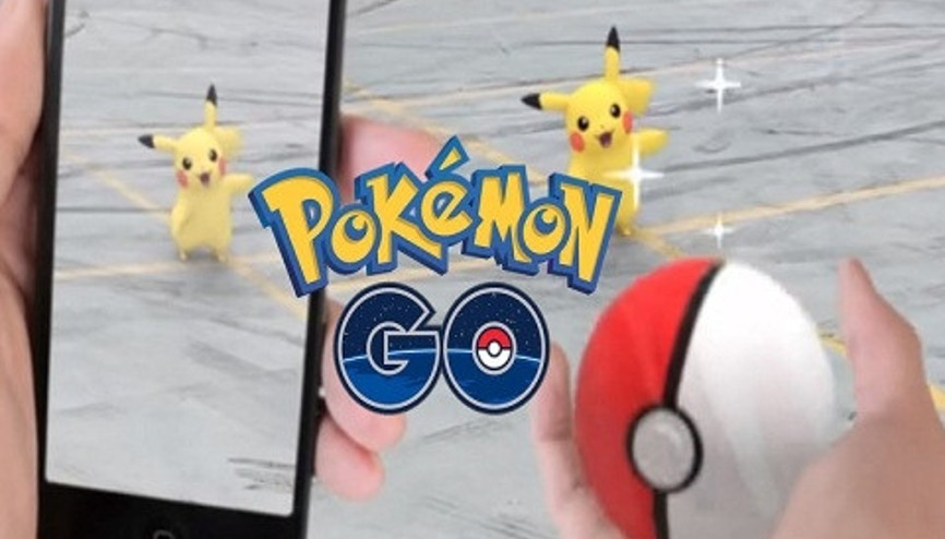 Pokemon Go oyuncuları İstanbul sokaklarında Pokemon Go oyuncuları İstanbul sokaklarında