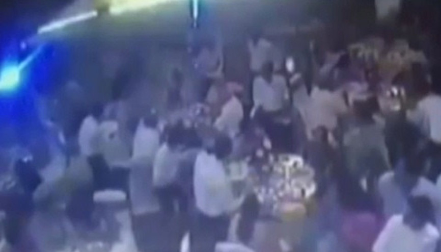 Hindistanda nişan töreninde facia: 3 ölü, 30 yaralı