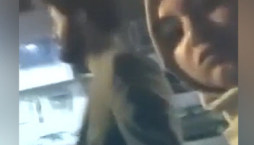 Zuhal Topalın ünlü gelin adayı Hanife ve Deniz el ele