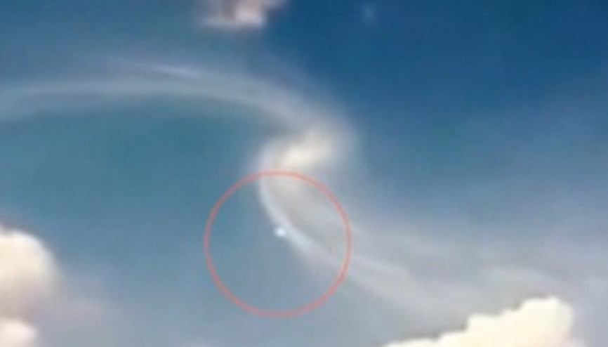 Uzay gemisi olduğu iddia edilen bu görüntüler sosyal medyayı salladı