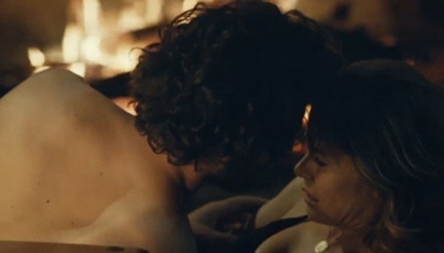 Hülya ve Kerim’in romantik anları geceye damga vurdu