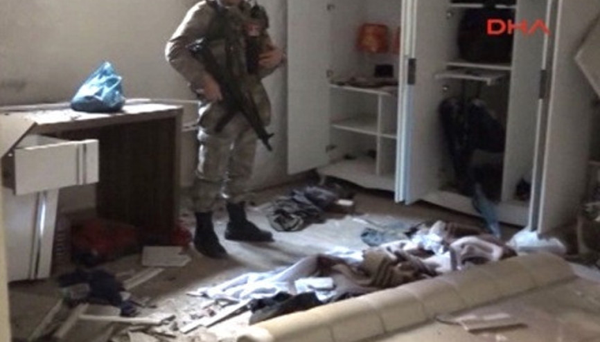 Şırnakta PKKlıların kullandığı eve patlayıcı malzemeleri ele geçirildi