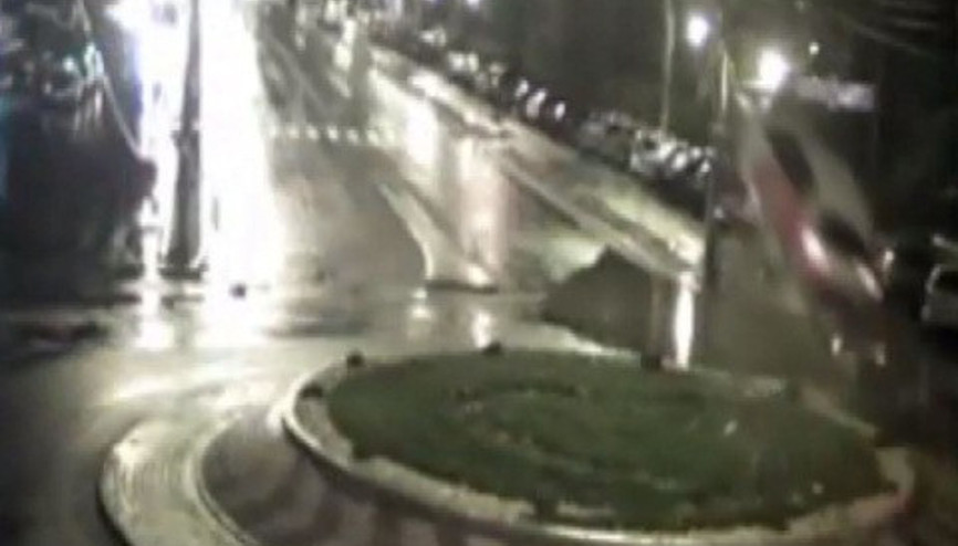 Romanyada aşırı hız kazaya davetiye çıkardı