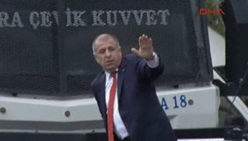 Ümit Özdağ polis barikatına çıktı