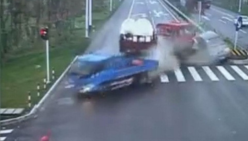 Kazadan koşarak kurtuldu