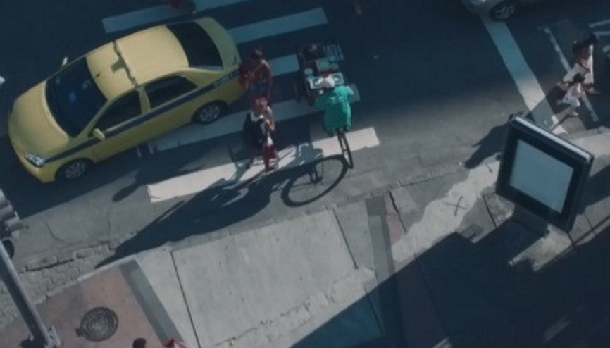 Sivrisinek öldüren reklam panosu