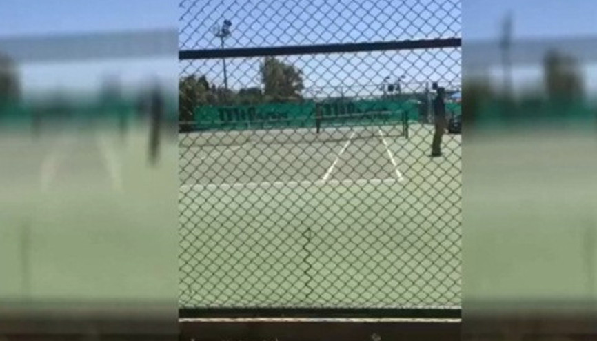 Antalyadaki turnuvada tenisçi hakemi kovaladı
