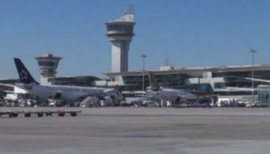 Pistte yabancı madde gören pilot uyardı