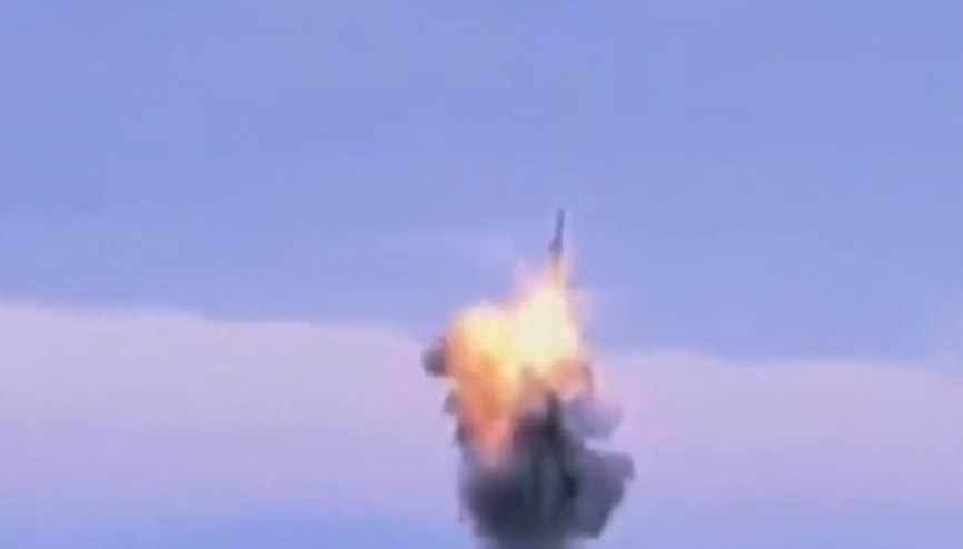 Kuzey Koreden ABDye tehdit: Denizaltından atom bombası Kuzey Koreden ABDye tehdit: Denizaltından atom bombası