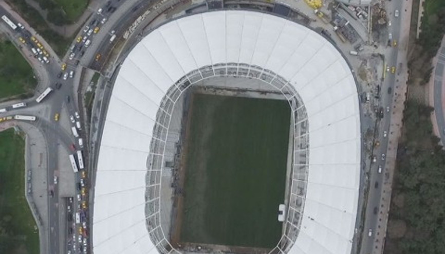 Vodafone Arenanın çimleri tamam
