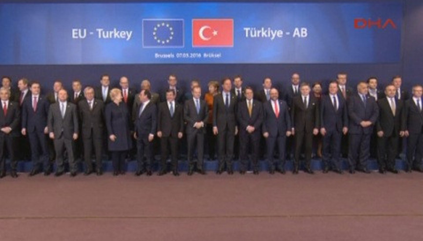 Türkiye-AB Zirvesinin ardından liderler aile fotoğrafı çektirdi