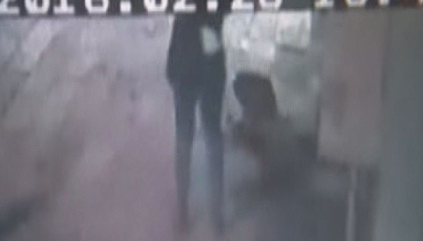 Takılan paspas hayatını kurtardı