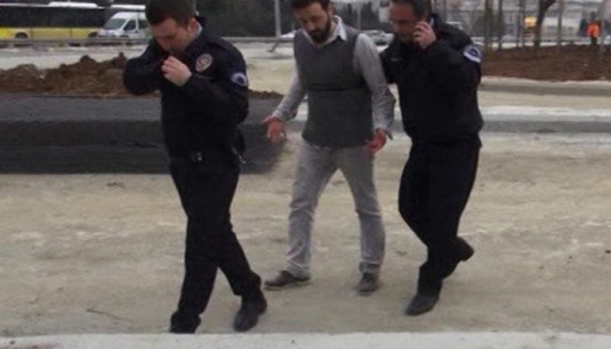 Üzerimde bomba var dedi; polis alarma geçti