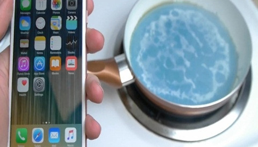 iPhone’u kaynar pastele attılar