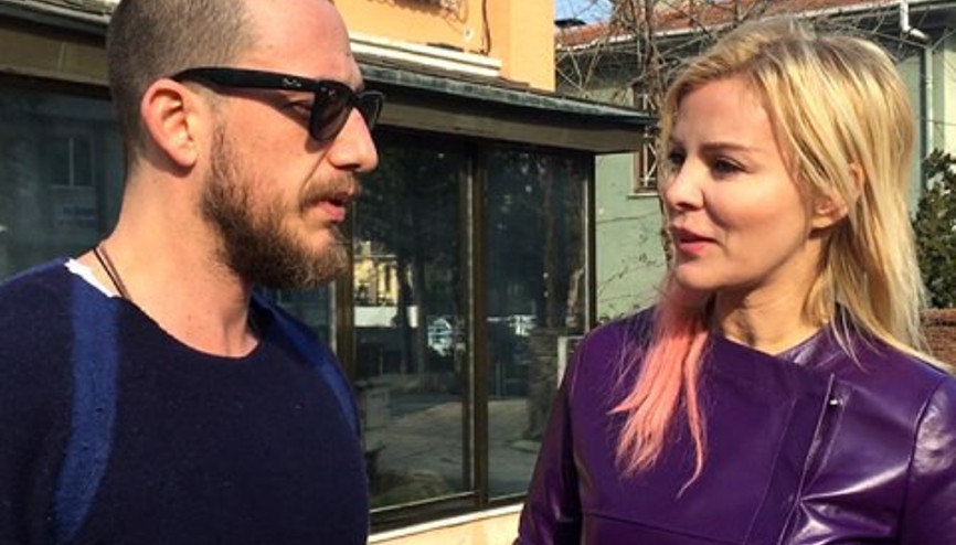 Sezen Aksunun oğlu Mithat Can, Ömür Gedike konuştu Sezen Aksunun oğlu Mithat Can, Ömür Gedike konuştu