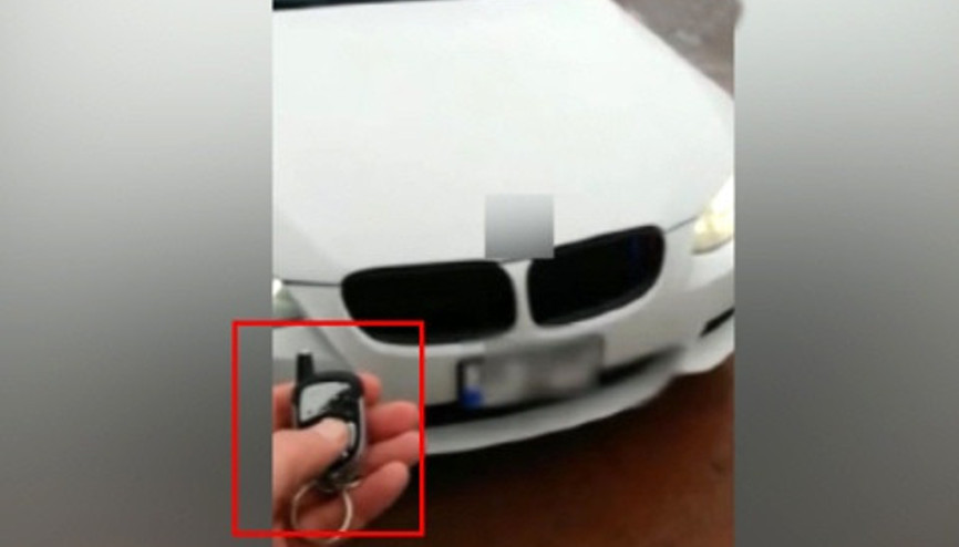 Hareketli plakalı otomobil polisten kaçamadı