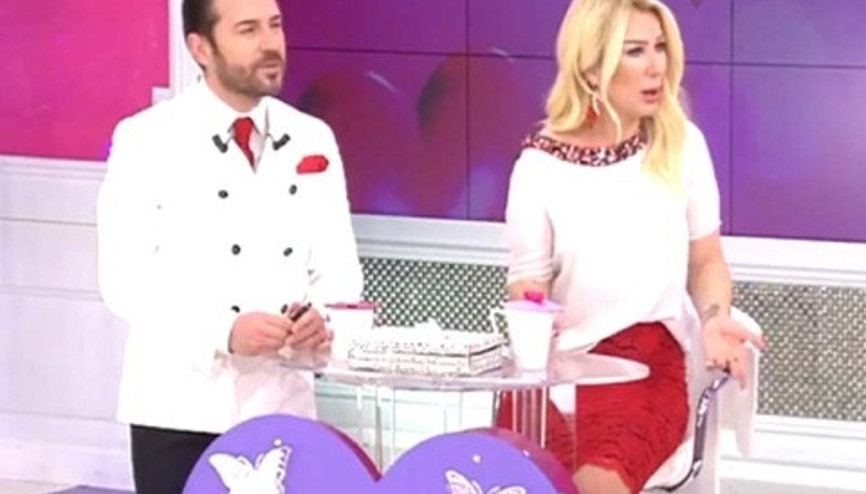 Seda Sayan ile Uğur Arslanı canlı yayında şaşkına çeviren olay