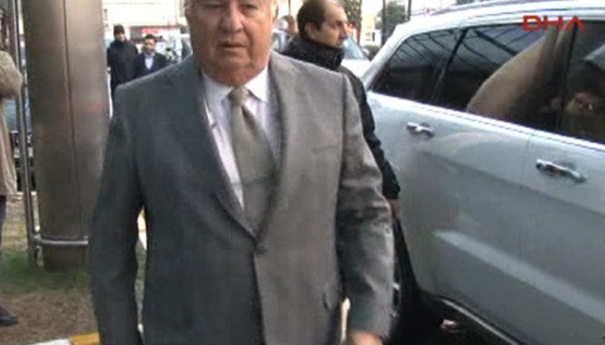 Mustafa Koçun kaldırıldığı hastaneye ziyaretçi akını