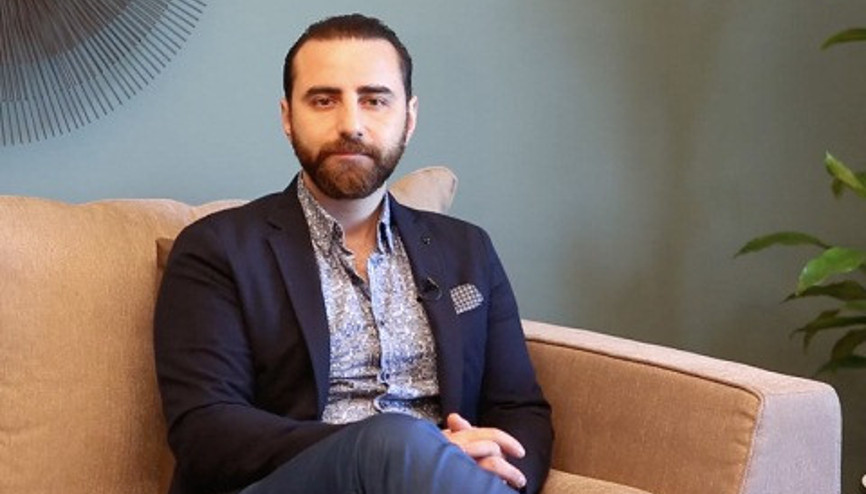 Doğum sonrası sarkıklıklara mini karın germe operasyonu ile müdahale