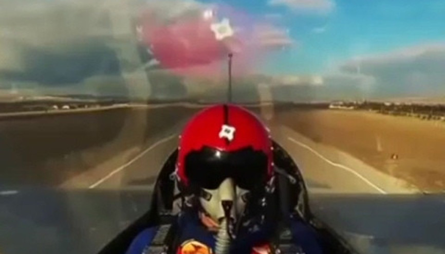 Türk pilot 11 saniyede 15 bin feete çıktı