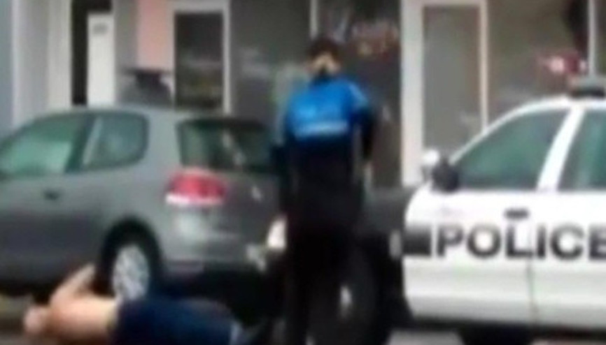 ABD polisi silahsız adamı böyle vurdu ABD polisi silahsız adamı böyle vurdu