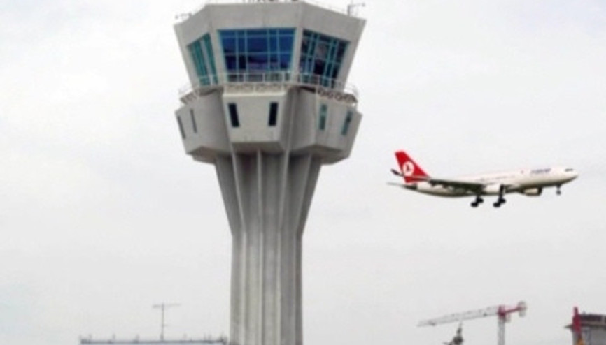 Pilottan kuleye martı uyarısı Pilottan kuleye martı uyarısı