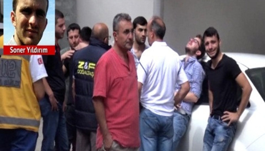 Şırnakta şehit düşen polisin evinde gözyaşı sel oldu Şırnakta şehit düşen polisin evinde gözyaşı sel oldu