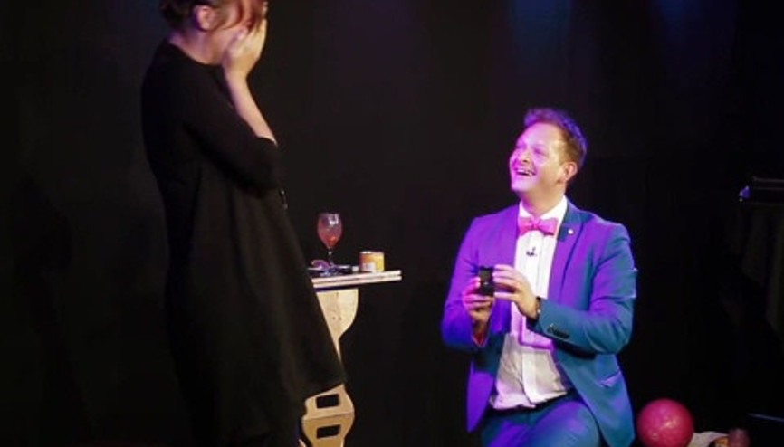 Sihirbazın evlilik teklifi şoke etti