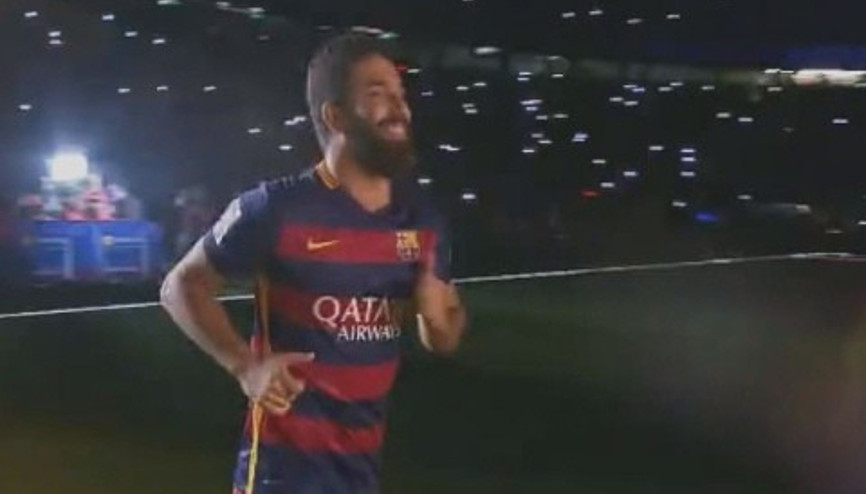 Arda sahaya çıktı, Nou Camp yıkıldı