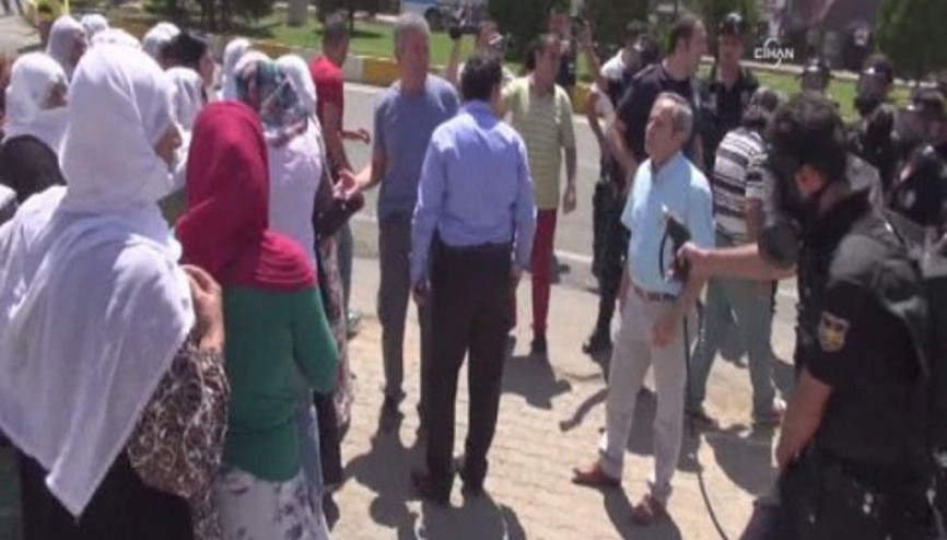 Mardinde Barış Annelerine polis müdahalesi