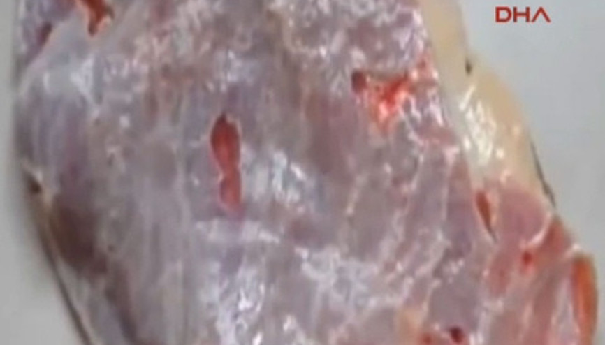 Kasaptan aldığı biftek evde canlanınca şok geçirdi