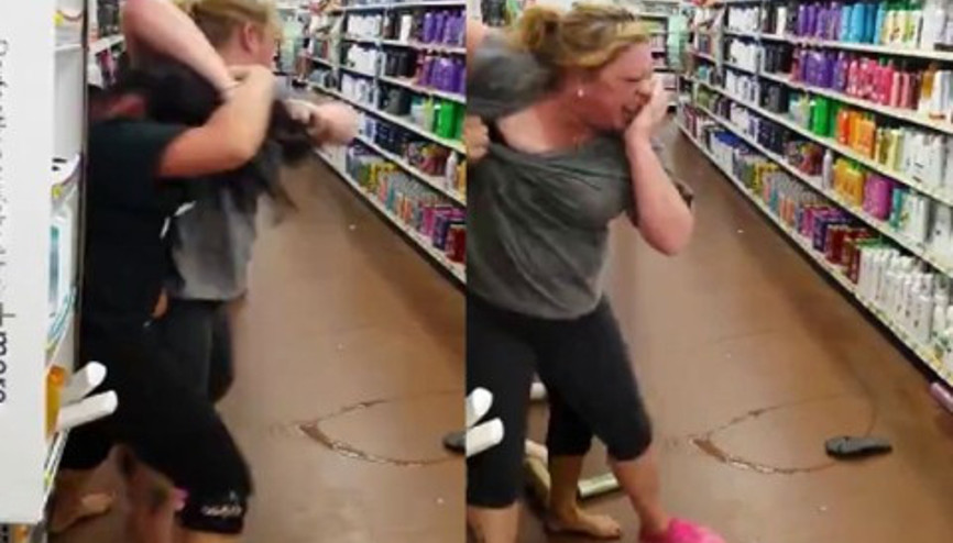 Küçük çocuk annesiyle dövüşen kadına saldırdı