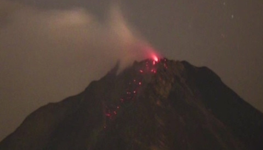 Sinabung Yanardağında görsel şölen