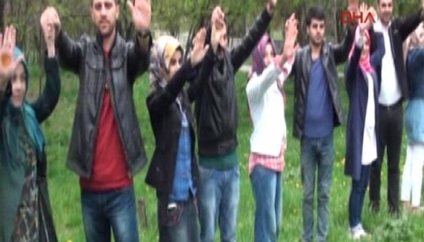 Üniversiteli öğrenciler kadına şiddet konulu kısa film yaptı