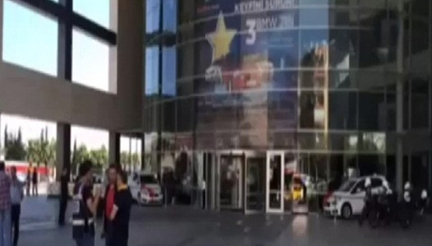 Antalyada AVMde yangın