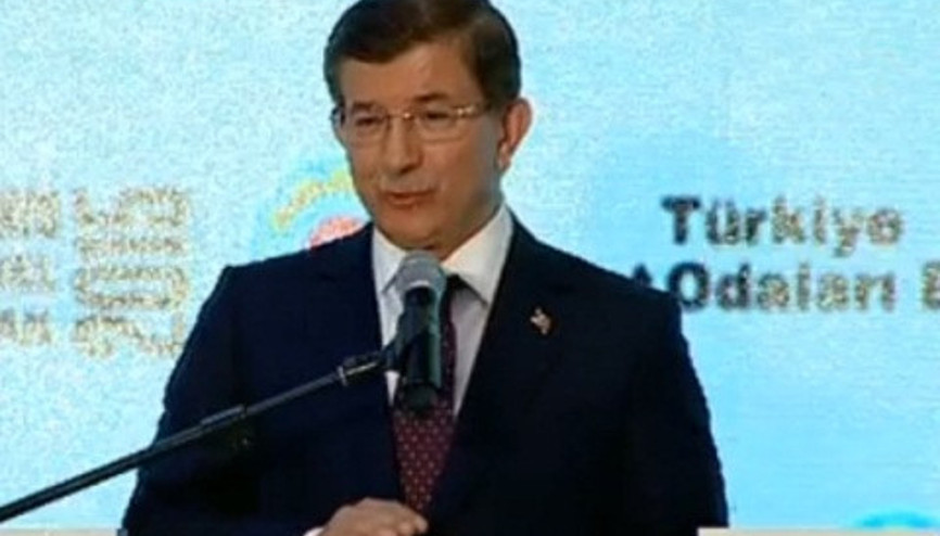 Davutoğlu, Kılıçdaroğluna bakarak onu eleştirdi