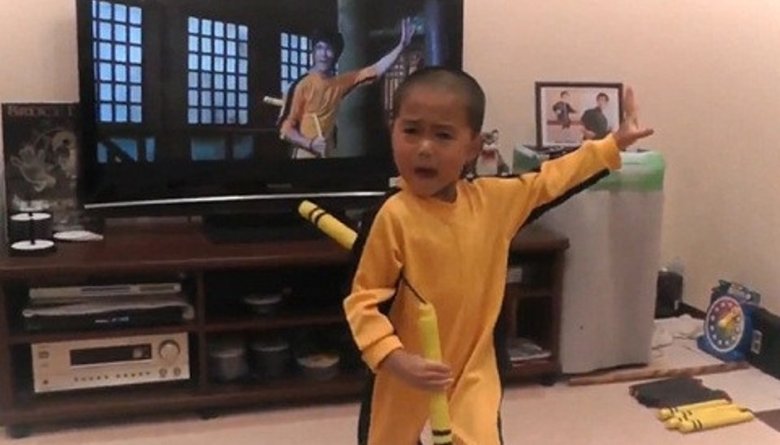 5 yaşındaki küçük Bruce Lee