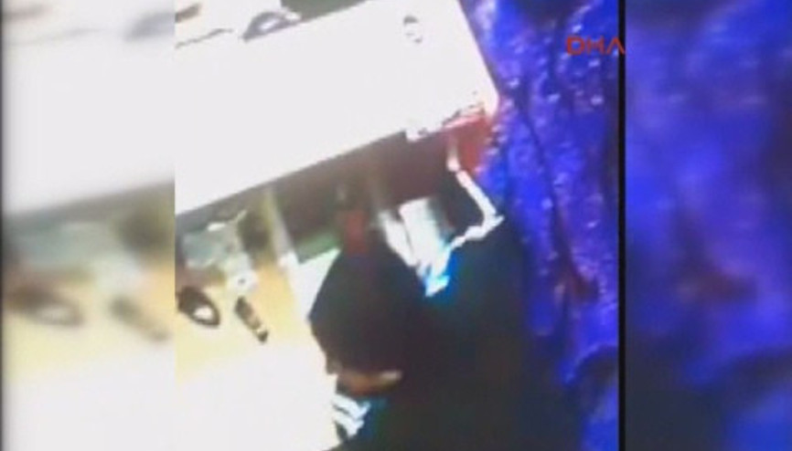 Suriyeli hırsızlar güvenlik kamerasına yakalandı