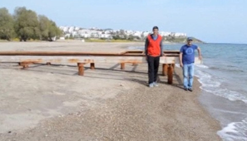 Bodrumda deniz suyu çekildi Bodrumda deniz suyu çekildi