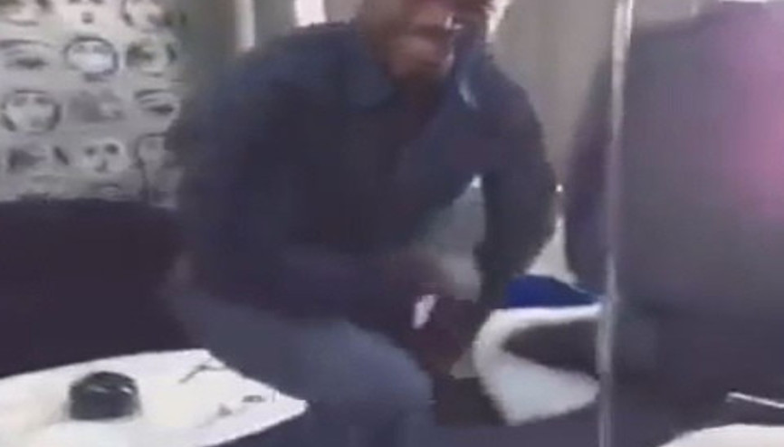 Karizma yerle bir oldu