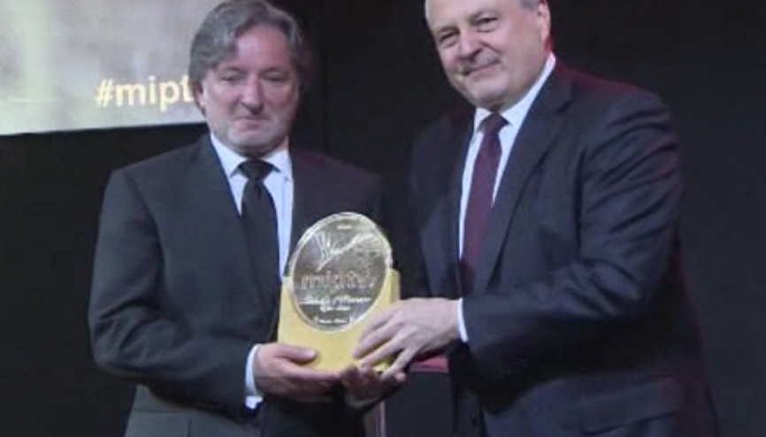 Doğan TV Holding CEOSU İrfan Şahin, MIPTV onur madalyası aldı Doğan TV Holding CEOSU İrfan Şahin, MIPTV onur madalyası aldı