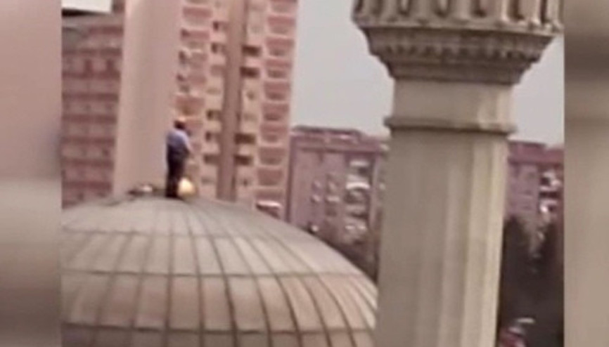 Kubbede namaz kıldı
