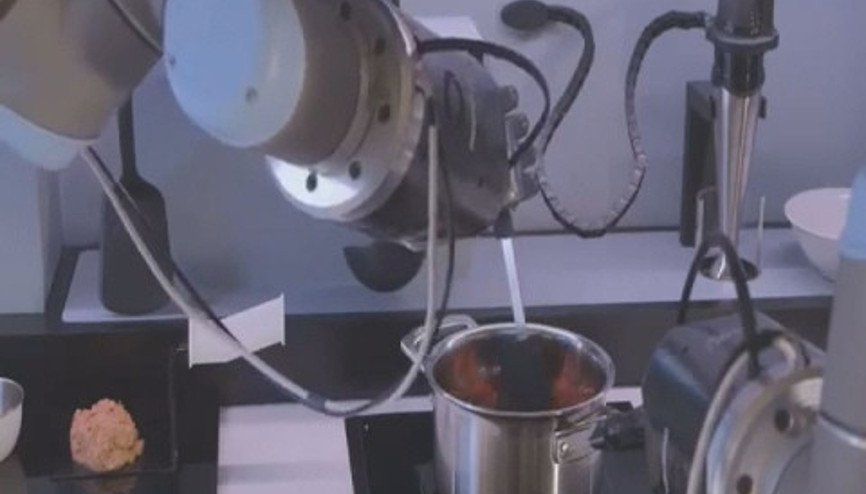 Mutfak robotu dediğin böyle olur