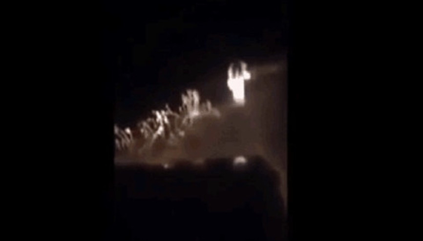 Cadı görüntüsü tartışma yarattı